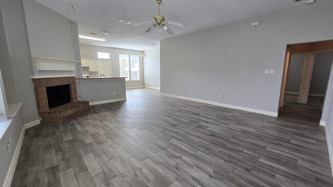 Building Photo - 6011 Decker Ridge Ct
