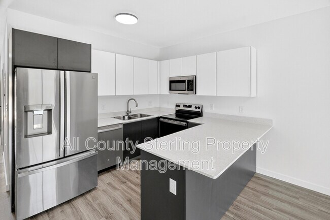 Building Photo - 1611 NW 29 Rd