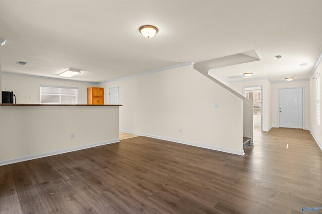 Building Photo - 313 Mertle Dr