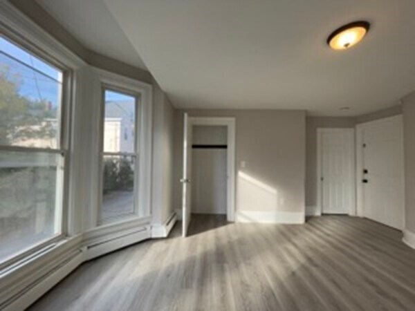 Building Photo - 30 Porter St