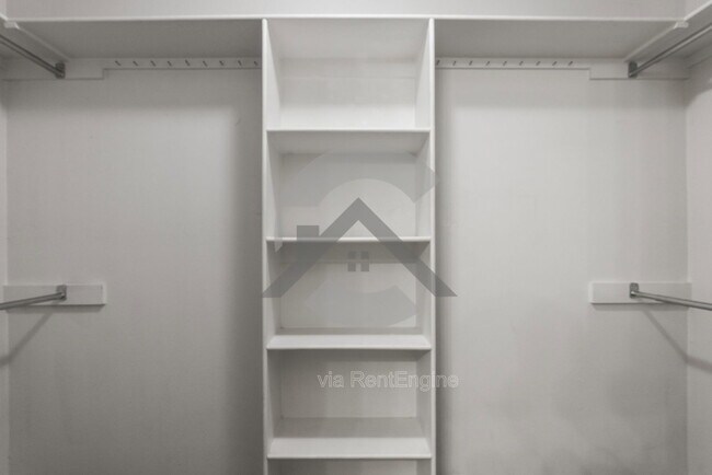 Building Photo - 2340 Linda Drive