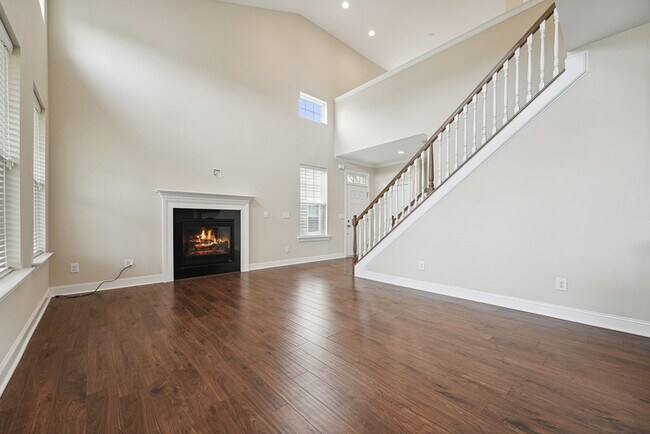 Building Photo - 322 Acorn Hollow Pl
