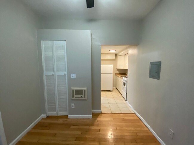 Interior Photo - 2627 C St