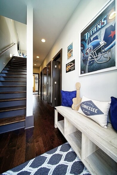 Entry way - 64 Fern Ave