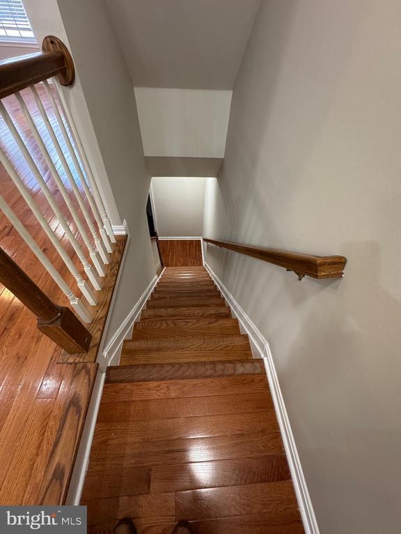 Building Photo - 6132 White Marble Ct