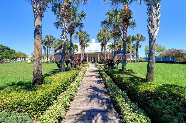 Building Photo - 136 Pompano Dr SE