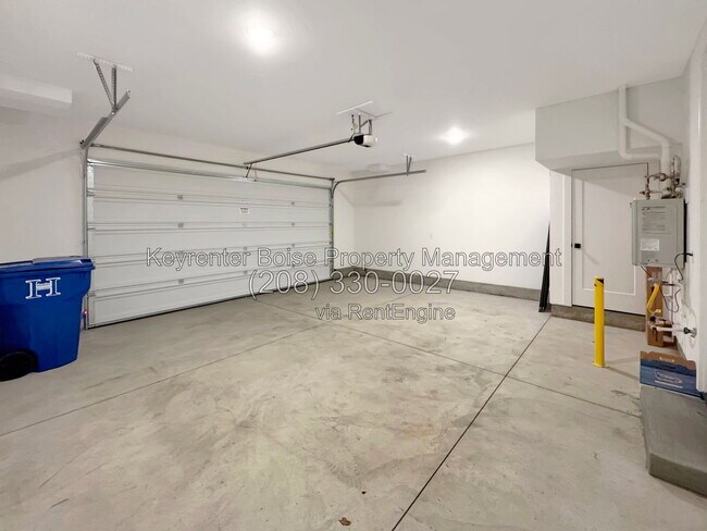 Building Photo - 281 S City Lgts Ln