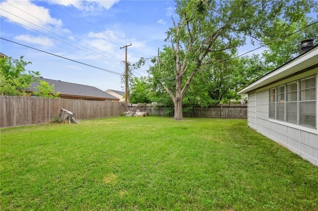 Building Photo - 4212 Carter Creek Pkwy