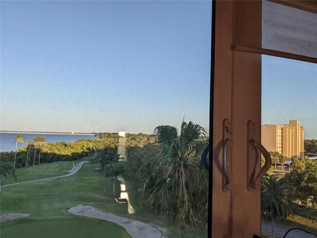 Building Photo - 2616 Cove Cay Dr