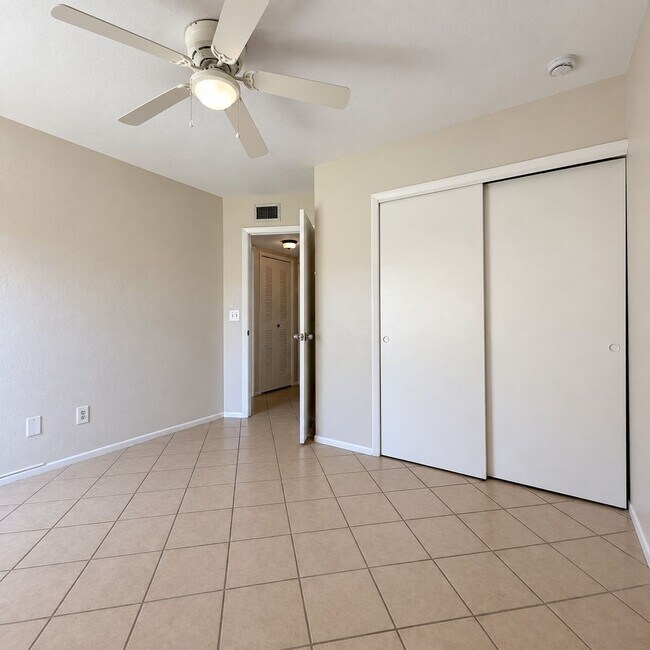 Building Photo - 4777 Orange Grove Blvd