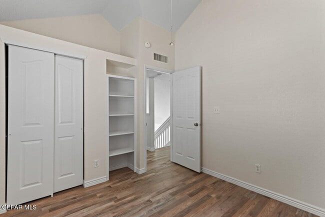 Building Photo - 11823 Stone Castle Dr