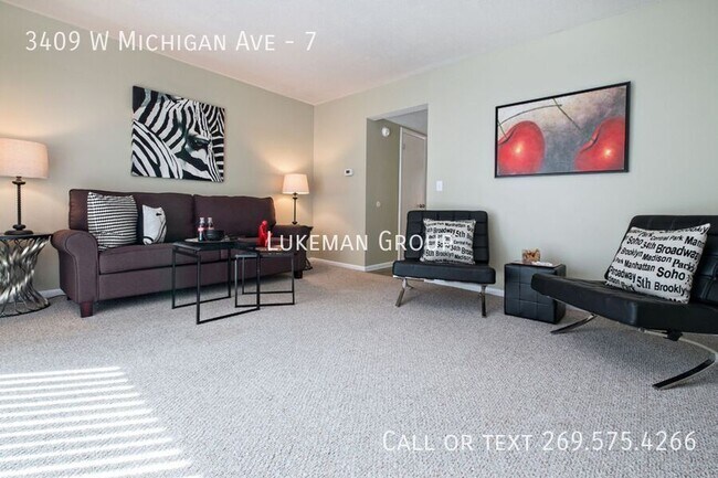 Primary Photo - 3409 W Michigan Ave