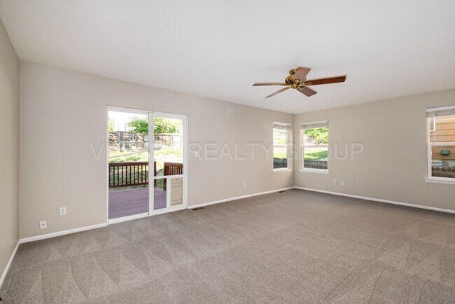 Building Photo - 5524 S Rome Way