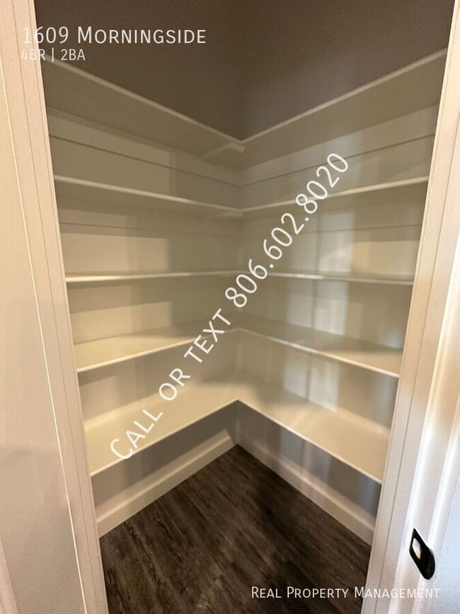 Building Photo - 1609 Morningside-