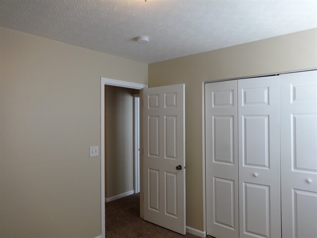 Building Photo - 838 Avalon Dr