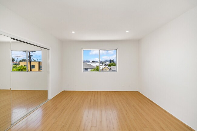 Floorplan - Oxford Apartments