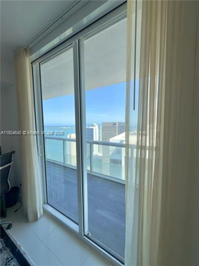 Building Photo - 50 Biscayne Blvd