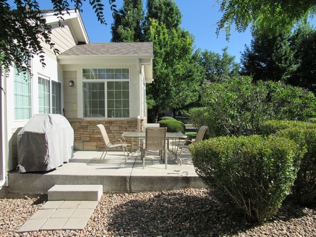 Building Photo - Ranch Townhome in The Broadlands