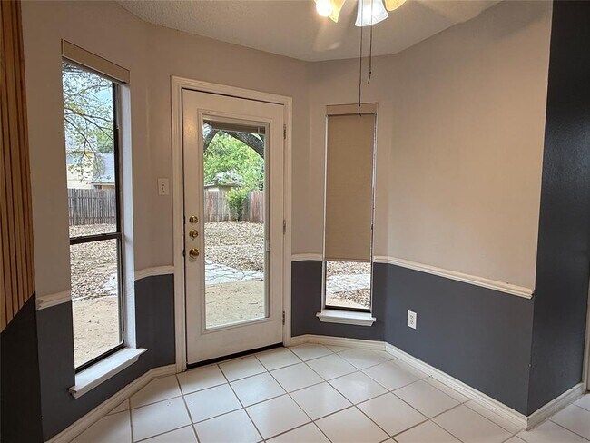 Building Photo - 2503 Autrey Dr