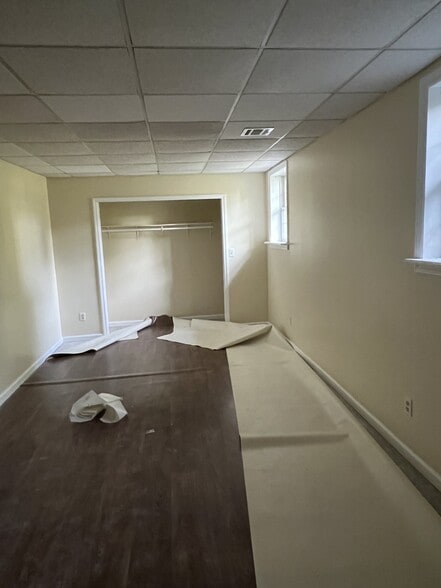 Building Photo - 51 Powell Ave