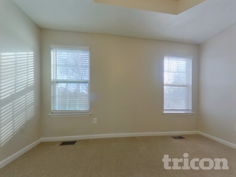 Building Photo - 304 Lafayette St