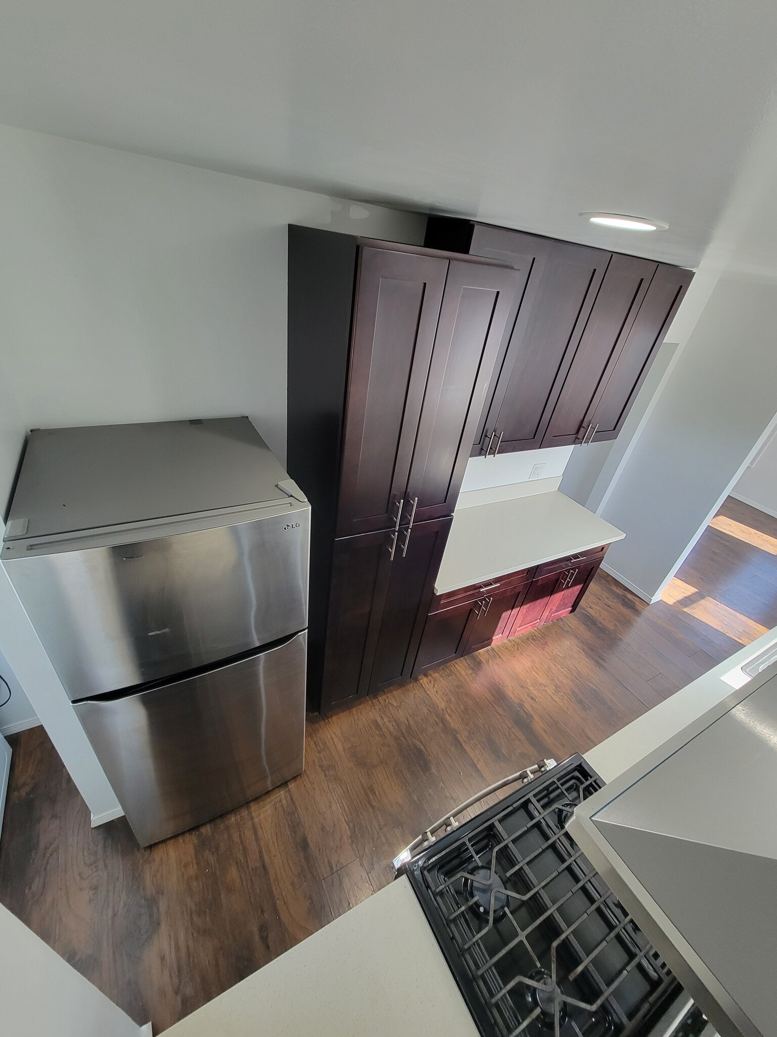 Building Photo - 7611 Seville Ave