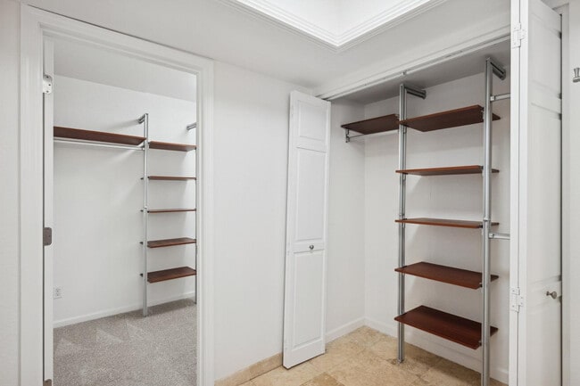 Building Photo - 5111 N 83rd St