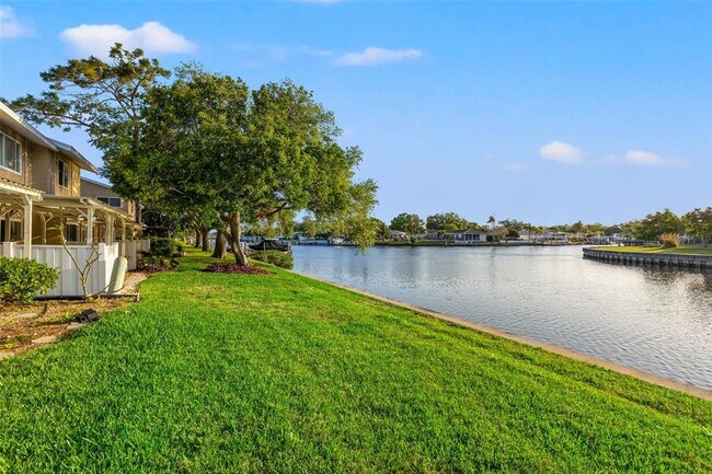 Building Photo - 6497 Cape Hatteras Way NE