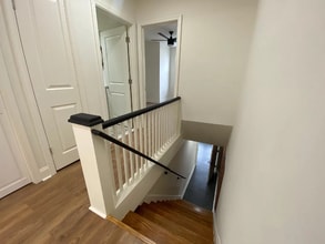 Building Photo - 5432 Springfield Ave