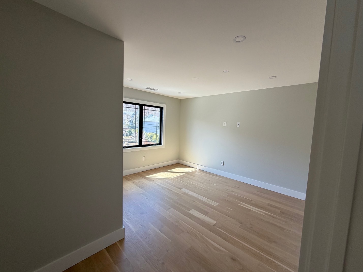 Building Photo - 23 Hudson Ave