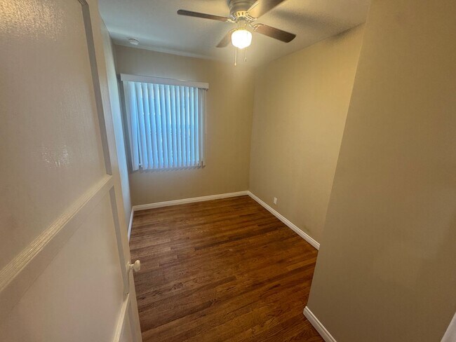 Building Photo - Beautiful 3 bedroom North Hollywood Home