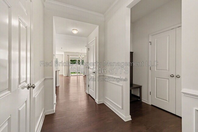 Building Photo - 13431 Savannah Point Dr
