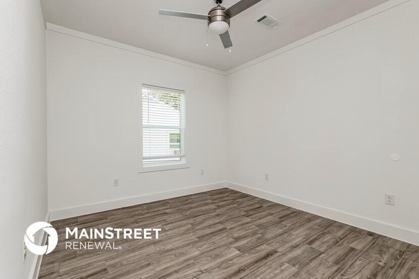 Building Photo - 4358 Larkspur St