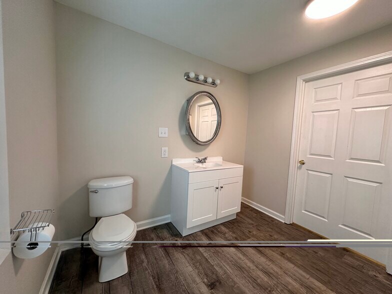 Bathroom #2 - 2729 Keith Ave