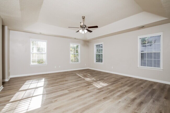 Building Photo - 8524 Bratt Ave