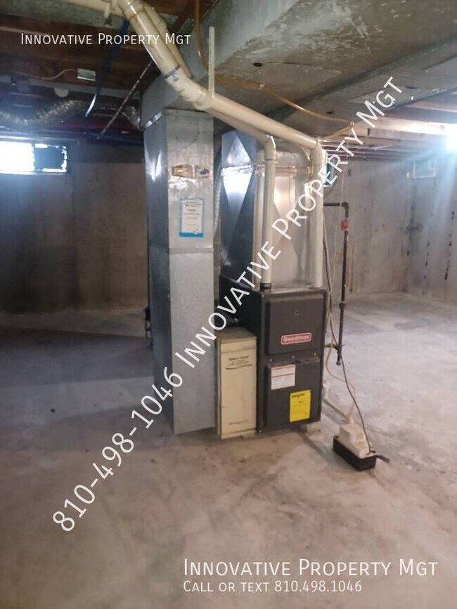 Building Photo - 5501 Western Rd