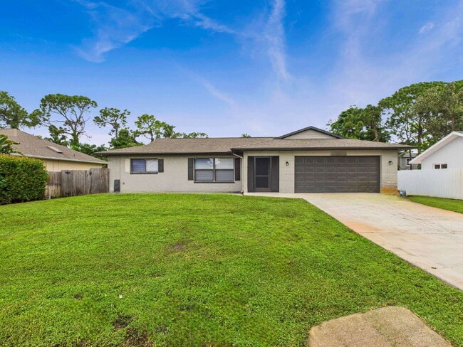 Building Photo - Single-Family Home in Fort Myers | 3 Beds,...