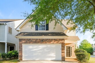 Building Photo - 1550 Leonard St