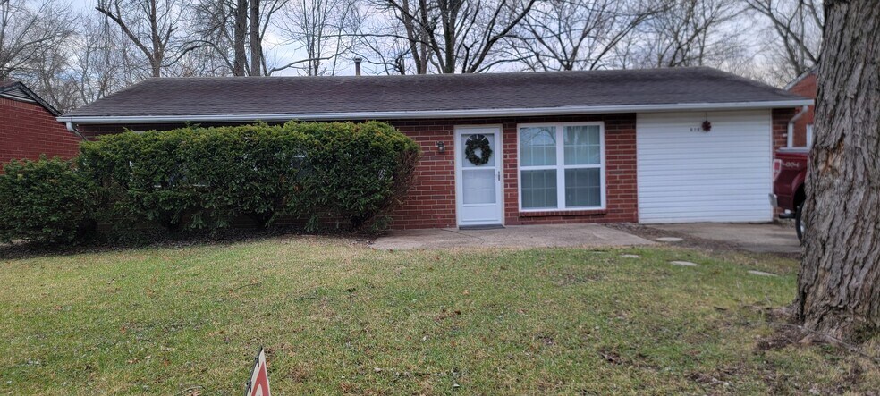Building Photo - 618 Sinclair St