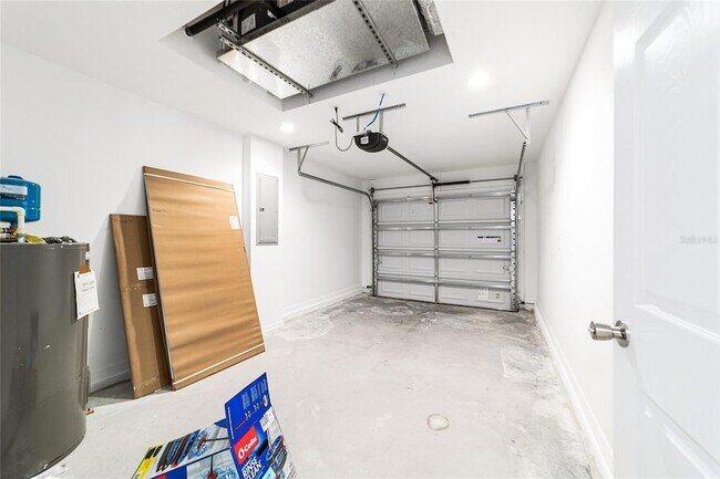Building Photo - 691 NE 130th Ct