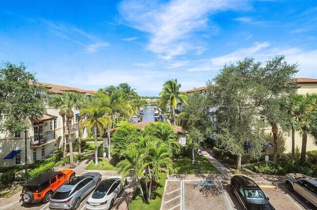 Building Photo - 3261 Estancia Wy