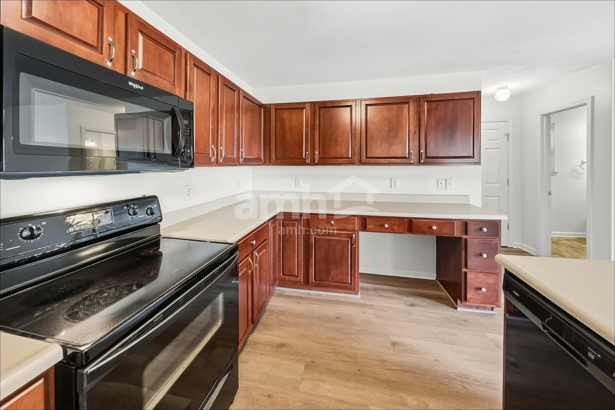 Building Photo - 1042 Vanguard Dr