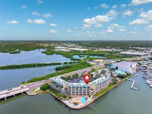 Building Photo - 8800 Bay Pines Blvd