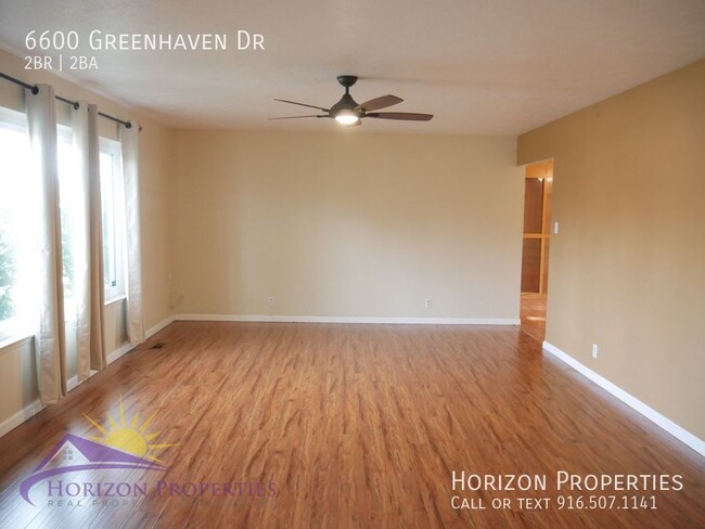 Building Photo - Cozy 2 Bed 2 Bath 1,864sqft Duplex in Gree...