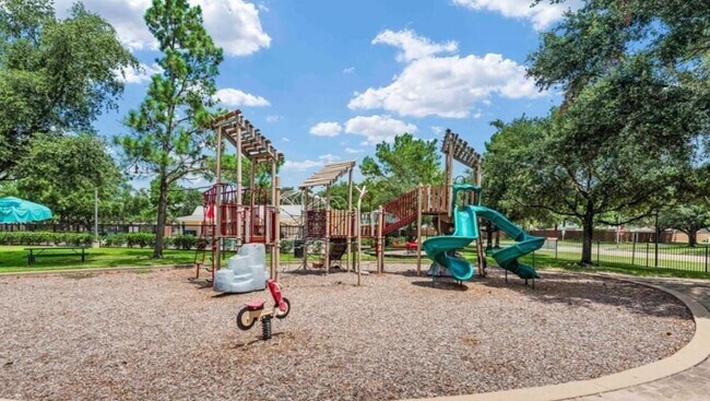 Building Photo - 7603 Kenmark Ln
