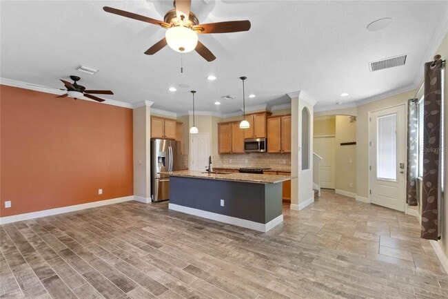 Building Photo - 8623 Via Trieste Dr