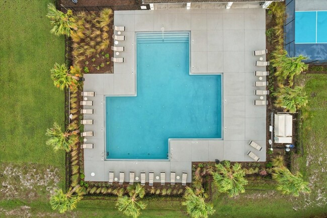 Building Photo - 2814 Blue Shrs Wy