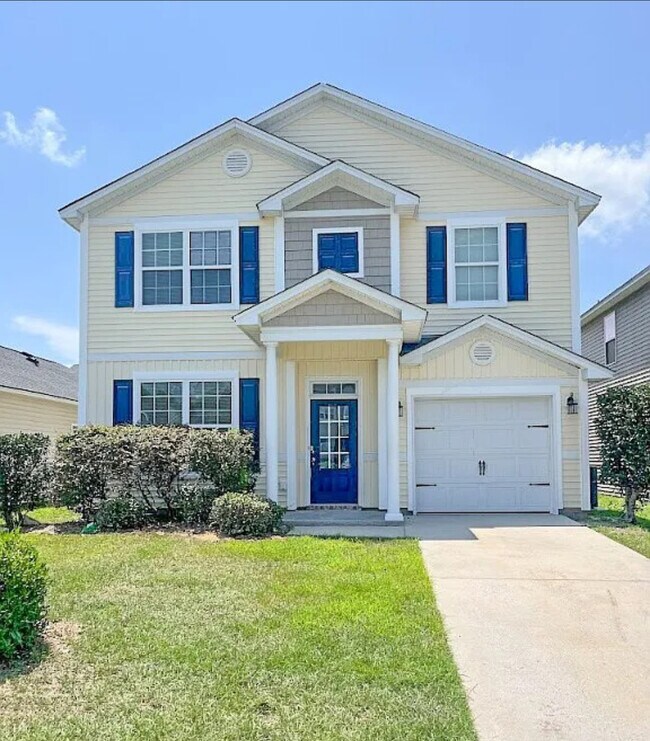 Building Photo - 221 Chapel Lake S