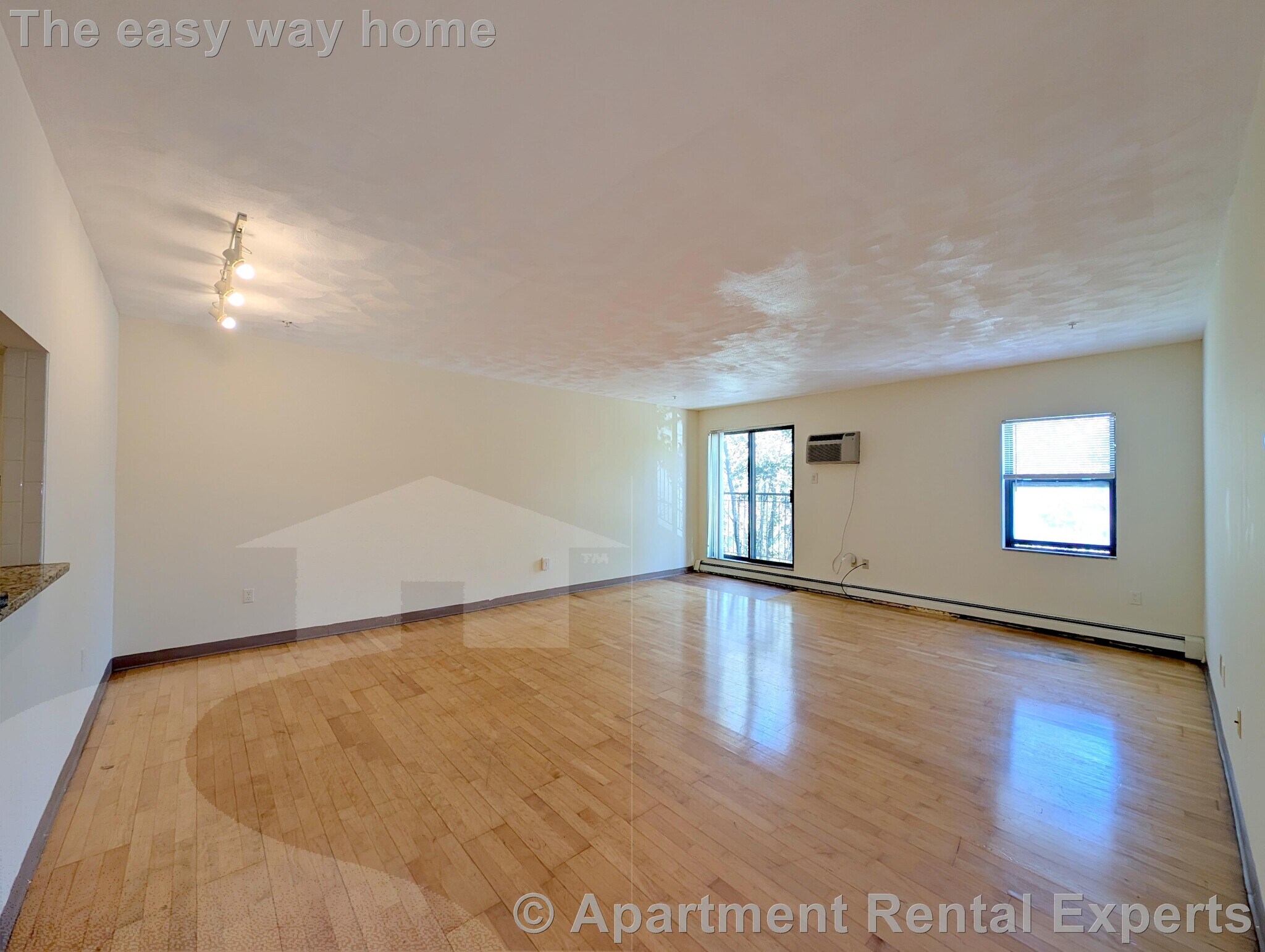 Building Photo - 373 Highland Ave