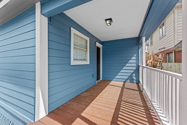 Building Photo - 842 E 29th St